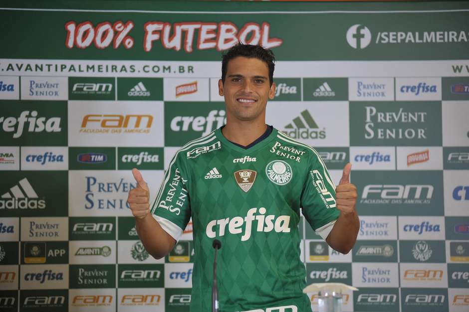  Após um ano de conversas, Jean agradece carinho do Palmeiras