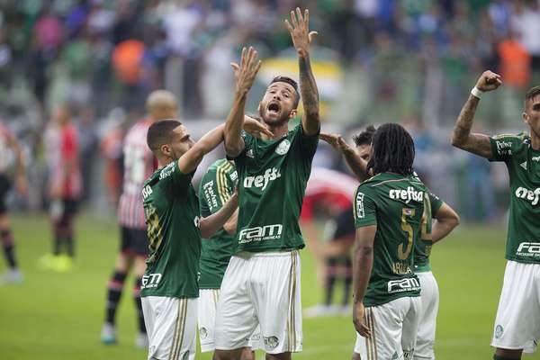 Em 2015, Palmeiras bate últimos 3 anos juntos nos clássicos