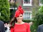 Kate Middleton encabeza la lista de Las mejor vestidas' del año según la revista Vanity Fair. Es la tercera vez que está en este ranking pero la primera que consigue el primer puesto en esta lista que cumple 73 años. La duquesa de Cambridge será portada de septiembre de 2012 para conmemorar la medalla de oro a la mejor vestida.   Foto: Gtres