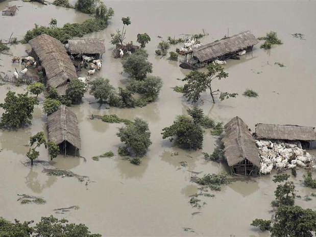 La fuerte inundación azota el este de la India   Get?src=http%3A%2F%2Fimages.terra.com%2F2012%2F07%2F02%2FINTERNATIONAL-US-INDIA-FLOODS