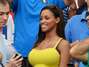 La bella novia de Mario Balotelli que causa furor en Brasil