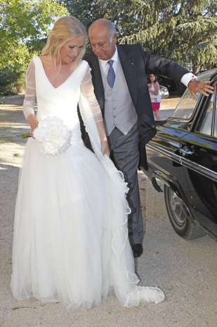 La boda de Cristina Comenge y Diego Gómez-Monche Get?src=http%3A%2F%2Fimages.terra.com%2F2012%2F07%2F09%2Fgtresu197273008