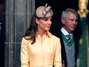 Kate Middleton encabeza la lista de Las mejor vestidas del año según la revista Vanity Fair. Es la tercera vez que está en este ranking pero la primera que consigue el primer puesto en esta lista que cumple 73 años. La duquesa de Cambridge será portada de septiembre de 2012 para conmemorar la medalla de oro a la mejor vestida.   Foto: Gtres Kate Middleton encabeza la lista de Las mejor vestidas del año según la revista Vanity Fair. Es la tercera vez que está en este ranking pero la primera que consigue el primer puesto en esta lista que cumple 73 años. La duquesa de Cambridge será portada de septiembre de 2012 para conmemorar la medalla de oro a la mejor vestida.   Foto: Gtres