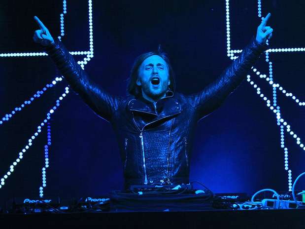 David Guetta, creador de éxitos como "One Love", ocupa el cuarto sitio gracias a los $13.5 millones de dólares que amasó. Foto: Getty Images