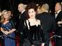 Helena Bonham Carter, en los Oscar de este año.El accesorio del Union Jack convirtió a este outfit en el más loco que haya usado. Superó a los zapatos de diferentes colores. Foto: Getty Images Helena Bonham Carter, en los Oscar de este año.El accesorio del Union Jack convirtió a este outfit en el más loco que haya usado. Superó a los zapatos de diferentes colores. Foto: Getty Images