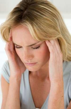 El uso excesivo de analgésicos podría causar dolores de cabeza en lugar de curarlos. Foto: Getty Images El uso excesivo de analgésicos podría causar dolores de cabeza en lugar de curarlos. Foto: Getty Images