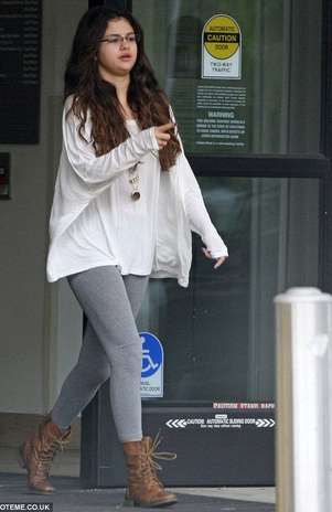 Así se le vio a Selena Gómez el jueves Foto: Daily Mail