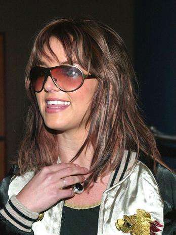 Cuando la joven y rubia cantante americana estaba en la cúspide del éxito, nadie podría imaginar que Britney Spears tendría un cambio radical. Pero, no fue sólo la música la que marcó su carrera, sino que en los últimos 13 años, su cabello también pasó por muchas transformaciones. Foto: Getty Images