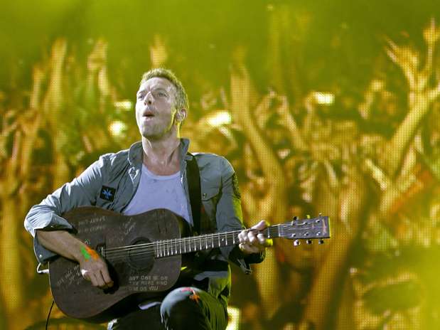 http://p2.trrsf.com/image/get?src=http%3A%2F%2Fimages.terra.com%2F2012%2F11%2F16%2Fcoldplayradiohead.jpg&o=cf&vs=301x464&hs=619x464
