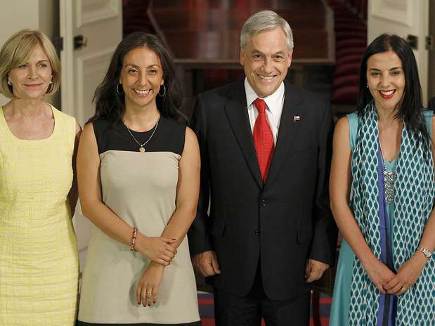 Patricia Pérez se desempeñaba como subsecretaria del Ministerio de Justicia hasta la renuncia de Teodoro Ribera, el titular de la cartera. Pérez es casada, sin hijos. Titulada de abogada de la Universidad de Valparaíso (1999) y también posee un Magíster de Derecho Penal y Ciencias Penales en la Pontificia Universidad Católica de Valparaíso. Es cercana a Renovación Nacional. Foto: Agencia Uno