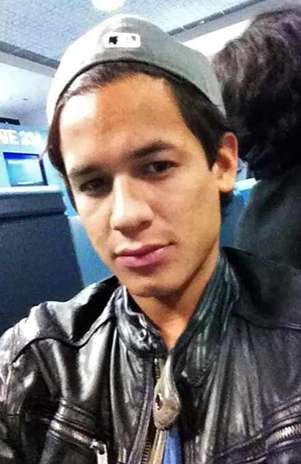 Bronson Pelletier on Bronson Pelletier Cree Que Todo Fue Un Plan De Un Fan Obsesionado