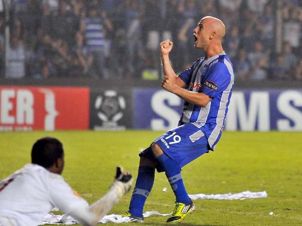 Luciano Figueroa se encuentra recuperándose de una lesión de tobillo y su padre manifestó el interés de cambiar de equipo, suenan Quilmes y Millonarios Foto: AFP