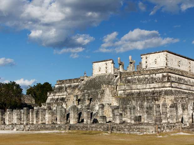 Templo de los Guerreros: Se encuentra en la ciudad arqueológica de Chichén Itzá, México, ocupa 40 metros cuadrados y cuenta con 200 columnas que fueron construidas en el año 1200 d.C. Foto: Shutterstock