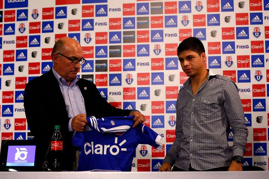 La U presenta a su primer refuerzo y usar� la camiseta 