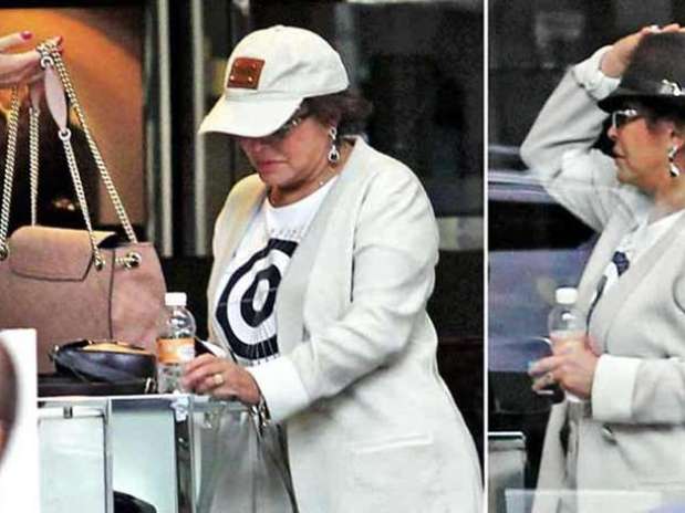 Su dilema fue escoger entre un bolso y un sombrero en la tienda Gucci de Polanco. Foto: Especial ADF / Reforma.