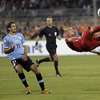 Uruguai "passeia" contra Jordânia e fica quase garantido na Copa