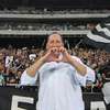 Narrador da TNT Sports destaca impacto de John Textor no Botafogo: 'Voltou a ter esperança'