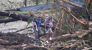 Tragédia nos EUA: 30 crianças seguem desaparecidas após enchente no Texas