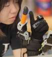 Cientistas criam "evolução" da mão humana com sete dedos