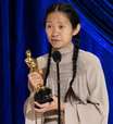 Oscar 2021 faz história com prêmios inéditos, como 1ª mulher de origem asiática eleita melhor diretora