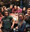 "Riverdale" encerra gravações da temporada e comemorações revelam spoilers