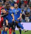 Itália goleia Lituânia por 5 a 0 nas Eliminatórias da Copa