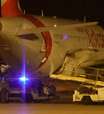 Passageiros são presos por tentarem entrar ilegalmente na Espanha após parada de emergência de avião