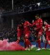 Salah brilha, marca dois e Liverpool goleia o Everton em Derby pela Premier League