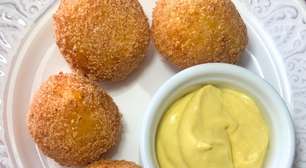 Bolinho de Mandioca: delicioso, com apenas 3 ingredientes
