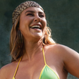 No clima da Copa, Paolla Oliveira posa com lingerie e biquíni das cores do Brasil