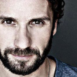Ator de Grey's Anatomy morre aos 46 anos em acidente de carro
