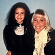 Ex-atriz mirim da Globo resgata foto com a Xuxa e comenta trabalho como educadora