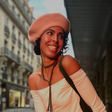 Bela Gil mostra beijão em homem misterioso durante viagem por Paris