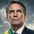 Produtora contradiz Flávio Bolsonaro e nega recursos de Vorcaro para filme 'Dark Horse'