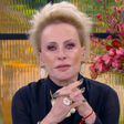 Ana Maria chora ao vivo ao falar da morte de amigo em acidente de moto