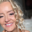 Atriz de The Office e Mulher Maravilha revela diagnóstico de câncer de mama incurável