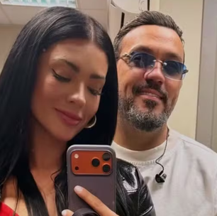 Romance em alto-mar! Belo e Rayane trocam beijos calientes em cruzeiro