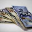 Dólar tomba 2,6% ante real após eleição de Lula com alívio sobre transição de poder
