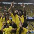 Colômbia vence Peru e fica próxima de vaga na Copa do Mundo