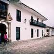 Cidade colonial perto de Bogotá faz turista viajar no tempo