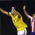 Colômbia vira sobre Paraguai e será cabeça de chave na Copa de 2014