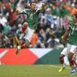 México atropela retranca da Nova Zelândia e se aproxima da vaga à Copa