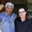 Bono diz que Mandela nasceu para dar uma lição de humildade