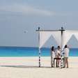 Por R$ 500, resorts oferecem casamento nas praias de Cancun