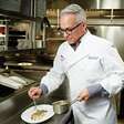 Chef Geoffrey Zakarian participa de cruzeiros especiais