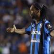 Punido, Ronaldinho deve sair do Querétaro em junho
