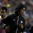 Ronaldinho é "punido" com reserva, mas Querétaro vai à final