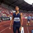 Van Niekerk bate recorde dos 300 m