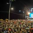 RAFA E PIPO MARQUES RECEBEM DANI RUSSO EM CARNAVAL JOVEM E SEM RÓTULOS