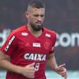 FLAMENGO: Jogadores retomam treinamento para partida contra o Cruzeiro